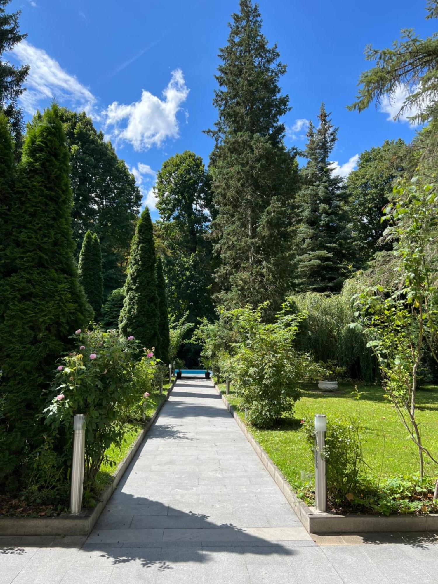 Wienerwald Residenz Baden Exterior foto